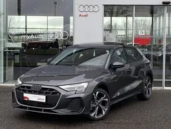 Gris daytona nacré Nouvelle 2025 Audi A3 Sportback e-tron S-Line Berline | 52 500 € (Prix juste)
