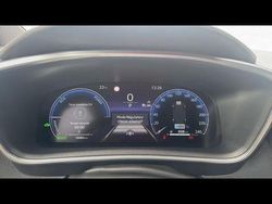 Blanc Utilisé 2024 Toyota Corolla Design | 24 990 € (Bon prix)