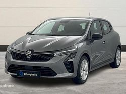 Gris Utilisé 2025 Renault Clio V Evolution Berline | 22 299 € (Prix assez cher)