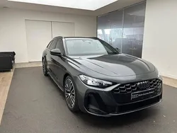 Gris daytona nacré Utilisé 2025 Audi A5 Design Coupé | 71 990 €