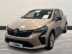 Gris Utilisé 2024 Renault Clio V Evolution Berline | 16 999 € (Prix juste)