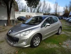Gris Utilisé 2008 Peugeot 308 Premium Berline | 4 900 € (Prix juste)