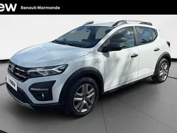 Blanc Utilisé 2022 Dacia Sandero Essentiel Citadine | 12 999 € (Prix juste)