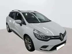 Blanc Utilisé 2019 Renault Clio GrandTour Zen Break | 11 990 € (Prix juste)