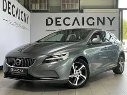 Gris Utilisé 2018 Volvo V40 Inscription Break | 14 875 € (Prix juste)