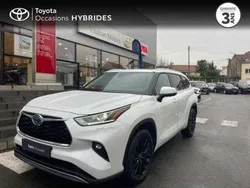 Utilisé 2023 Toyota Highlander Lounge SUV | 65 900 € (Prix juste)