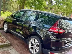 Utilisé 2017 Renault Grand Scénic IV Zen Monospace | 8 900 € (Prix assez cher)