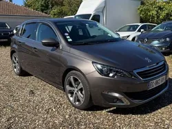 Utilisé 2015 Peugeot 308 Active Berline | 8 990 € (Bon prix)