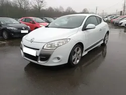 Blanc Utilisé 2009 Renault Mégane Coupé Dynamique Coupé | 7 990 €