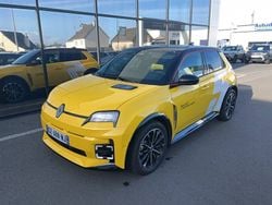 Utilisé 2024 Renault R5 Iconic Citadine | 32 700 € (Prix juste)
