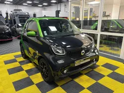 Vert Utilisé 2018 Smart ForTwo Electric Drive Prime Cabriolet | 11 990 €