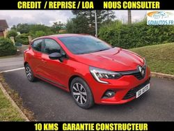 Rouge Utilisé 2023 Renault Clio V Equilibre Berline | 17 480 € (Prix juste)