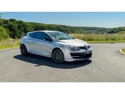 Gris Utilisé 2016 Renault Mégane Coupé R.S. Coupé | 29 990 € (Prix assez cher)