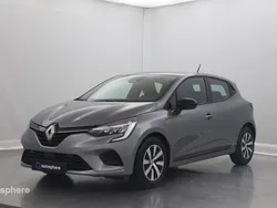 Gris Utilisé 2023 Renault Clio V Equilibre Berline | 16 699 € (Prix juste)