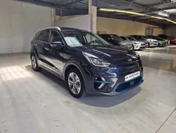 Bleu Utilisé 2021 Kia e-Niro 2 SUV | 23 899 € (Prix juste)
