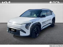 Blanc Utilisé 2025 Kia EV3 2 SUV | 40 490 € (Prix juste)