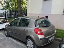 Utilisé 2008 Renault Clio II Authentique Berline | 2 900 € (Bon prix)