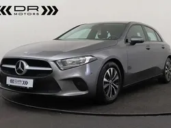 Gris Utilisé 2022 Mercedes A180 Business Berline | 22 995 € (Super prix)