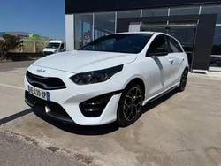 Blanc Occasion 2025 Kia Ceed GT GT-Line Berline | 31 690 € (Prix cher)