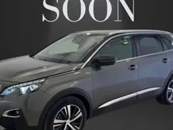 Utilisé 2020 Peugeot 5008 GT-line Monospace | 21 990 € (Prix cher)