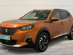 Orange Utilisé 2021 Peugeot e-2008 Allure SUV | 15 999 € (Prix juste)