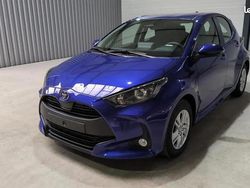 Bleu Nouvelle 2025 Toyota Yaris Hybrid Citadine | 21 990 €