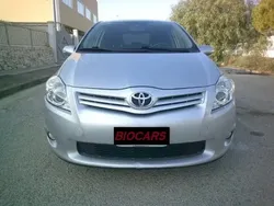 Argent Utilisé 2011 Toyota Auris Active Berline | 5 450 €