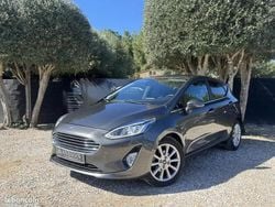 Gris Utilisé 2019 Ford Fiesta Titanium Citadine | 8 490 € (Bon prix)
