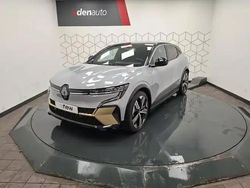 Gris kqj noir gne Occasion 2023 Renault Megane E-Tech Iconic Berline | 24 890 € (Prix juste)