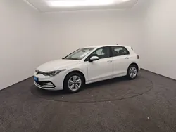 Blanc Utilisé 2024 VW Golf VIII Berline | 27 990 € (Prix juste)
