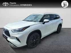 Nouvelle 2024 Toyota Highlander Lounge SUV | 67 990 € (Prix juste)