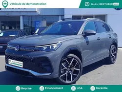 Gris Utilisé 2025 VW Tiguan Exclusive SUV | 62 990 € (Prix cher)