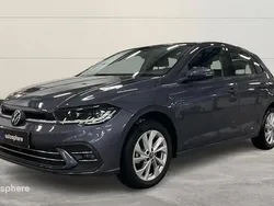 Gris Utilisé 2023 VW Polo Style Berline | 19 499 € (Prix juste)
