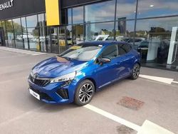 Bleu iron Occasion 2024 Renault Clio V Berline | 20 490 € (Prix juste)