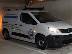 Utilisé 2023 Peugeot Partner Premium Van | 18 500 €