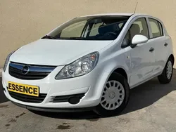 Blanc Utilisé 2009 Opel Corsa Essentia Berline | 3 990 € (Prix assez cher)