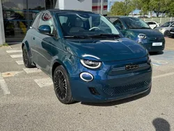 Ocean green métal Nouvelle 2025 Fiat 500e La Prima Berline | 28 990 €