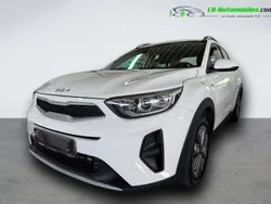 Utilisé 2023 Kia Stonic SUV | 22 300 € (Prix juste)