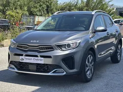 Gris Utilisé 2024 Kia Stonic GT-Line SUV | 20 919 € (Prix assez cher)