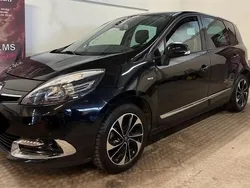 Utilisé 2016 Renault Scénic III Bose Edition Monospace | 9 900 € (Prix juste)