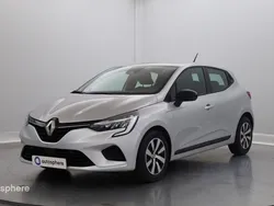 Gris Utilisé 2023 Renault Clio V Equilibre Berline | 16 199 € (Prix juste)