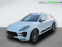 Utilisé 2016 Porsche Macan Turbo SUV | 62 100 € (Prix juste)