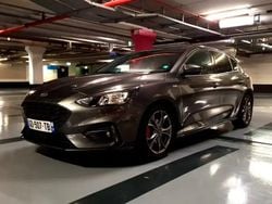 Gris Utilisé 2022 Ford Focus S Berline | 14 800 € (Prix juste)