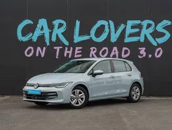 Bleu Utilisé 2024 VW Golf VIII Life Berline | 24 990 € (Prix juste)