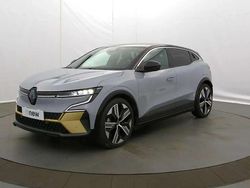 Gris Occasion 2022 Renault Megane E-Tech Iconic Berline | 23 590 € (Prix juste)