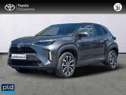 Utilisé 2022 Toyota Yaris Hybrid Design | 19 990 € (Bon prix)