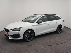 Blanc Utilisé 2024 Cupra Leon Coupé | 32 490 € (Prix assez cher)