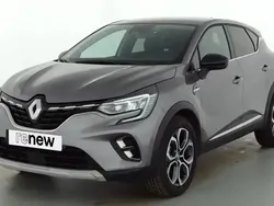 Gris Utilisé 2023 Renault Captur Techno SUV | 18 980 € (Prix juste)