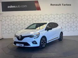 Blanc Utilisé 2023 Renault Clio V Evolution Berline | 14 498 € (Prix juste)