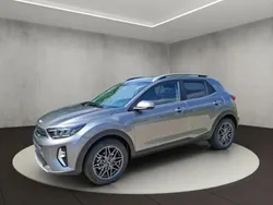 Noir Nouvelle 2025 Kia Stonic SUV | 28 480 € (Prix juste)